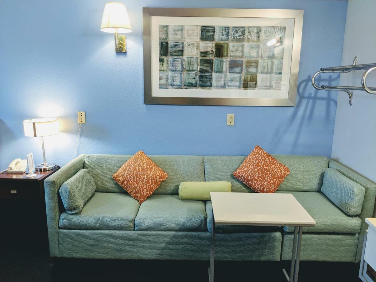 Executive Inn Thomson 외부 사진