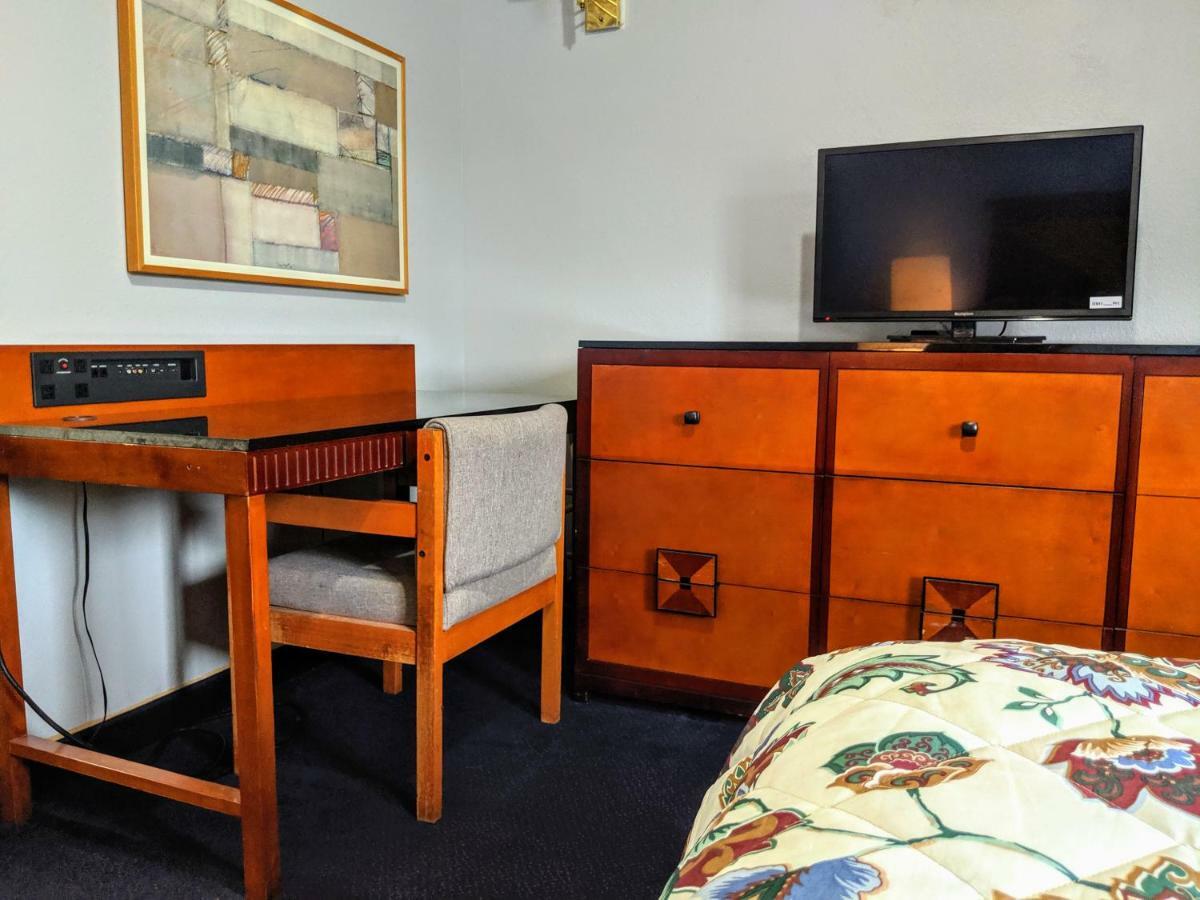 Executive Inn Thomson 외부 사진